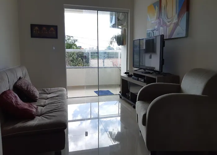 Apto 2 Dorm A 750M Da Praia